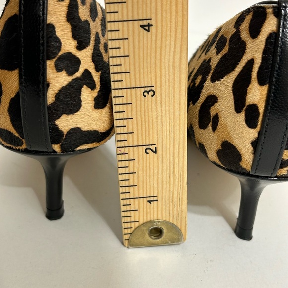 IVANKA TRUMP ~ LEOPARD WOMEN'S  SIZE 6M BEIGE / BLACK CLASSIC  HEEL SHOES - Picture 12 of 14